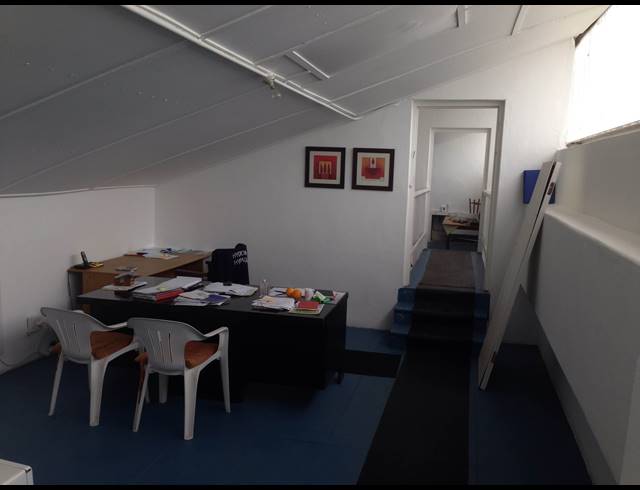 500M² FACTORY TO LET IN PAARDEN EILAND